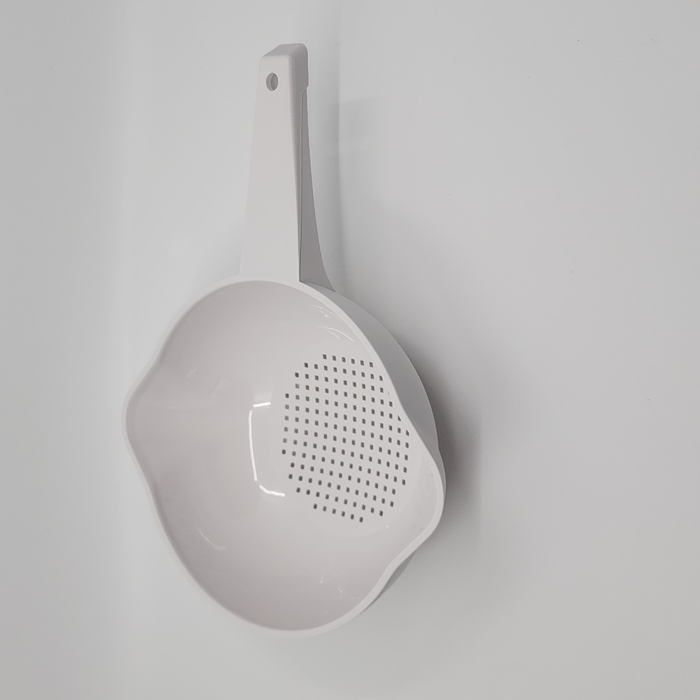 Tupperware Classic Colander New White